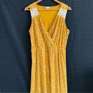 Siren Lily Womens Yellow Gold Cross Over V Neck Fit and Flare Sleeveless Dress L